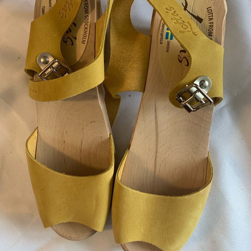 Leather yellow clogs - Picture 5 of 7